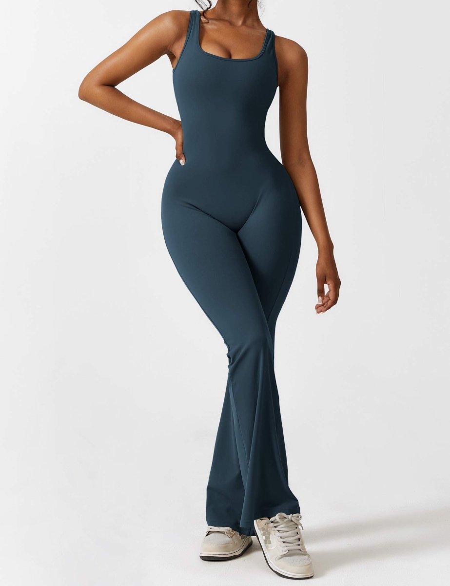 YONCE™ | Ausgestellter Jumpsuit mit V-Rücken