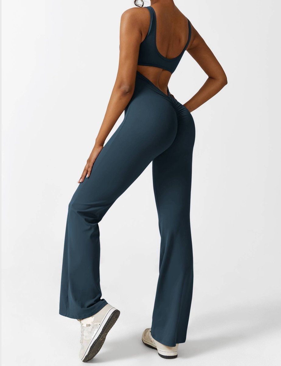 YONCE™ | Ausgestellter Jumpsuit mit V-Rücken