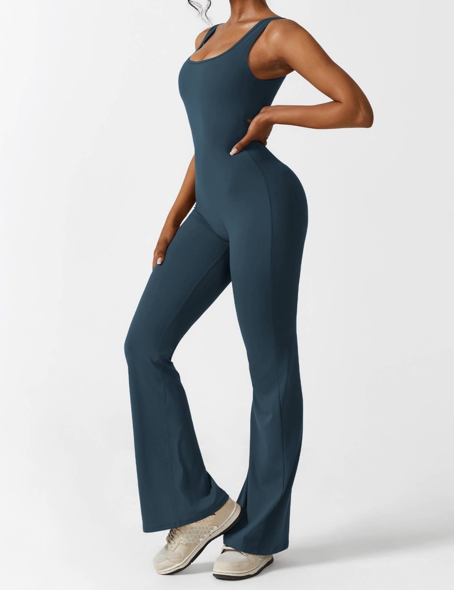YONCE™ | Ausgestellter Jumpsuit mit V-Rücken