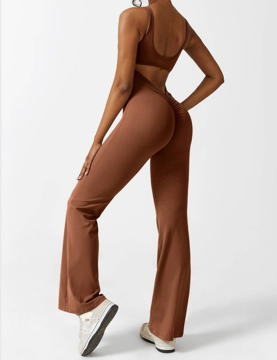 YONCE™ | Ausgestellter Jumpsuit mit V-Rücken