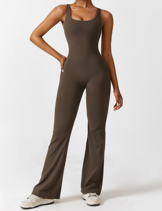YONCE™ | Ausgestellter Jumpsuit mit V-Rücken