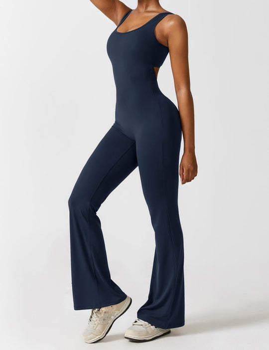 YONCE™ | Ausgestellter Jumpsuit mit V-Rücken