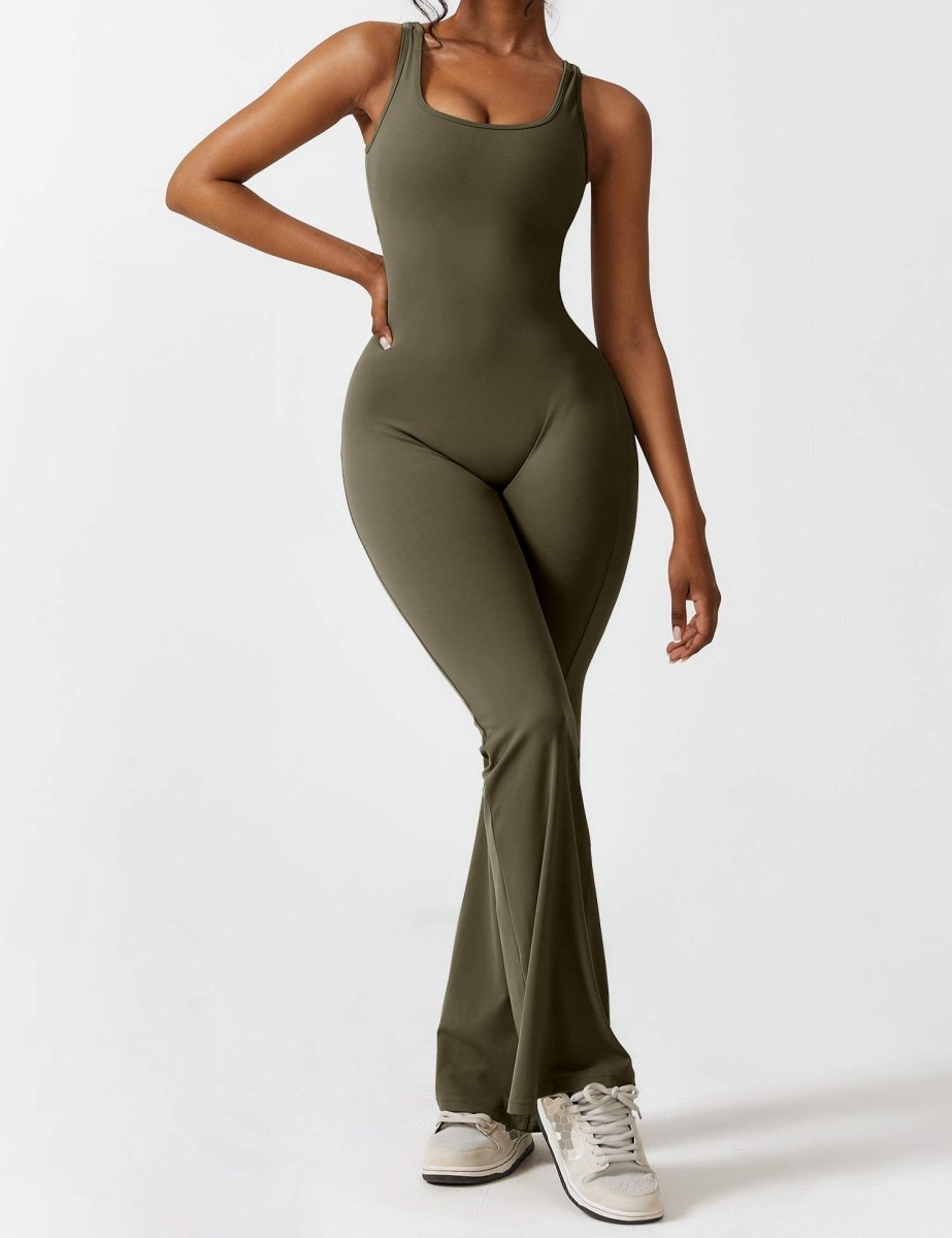 YONCE™ | Ausgestellter Jumpsuit mit V-Rücken