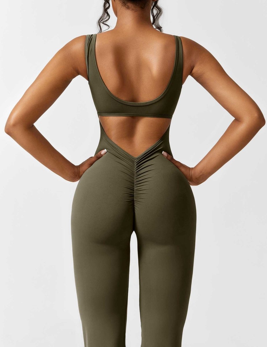YONCE™ | Ausgestellter Jumpsuit mit V-Rücken