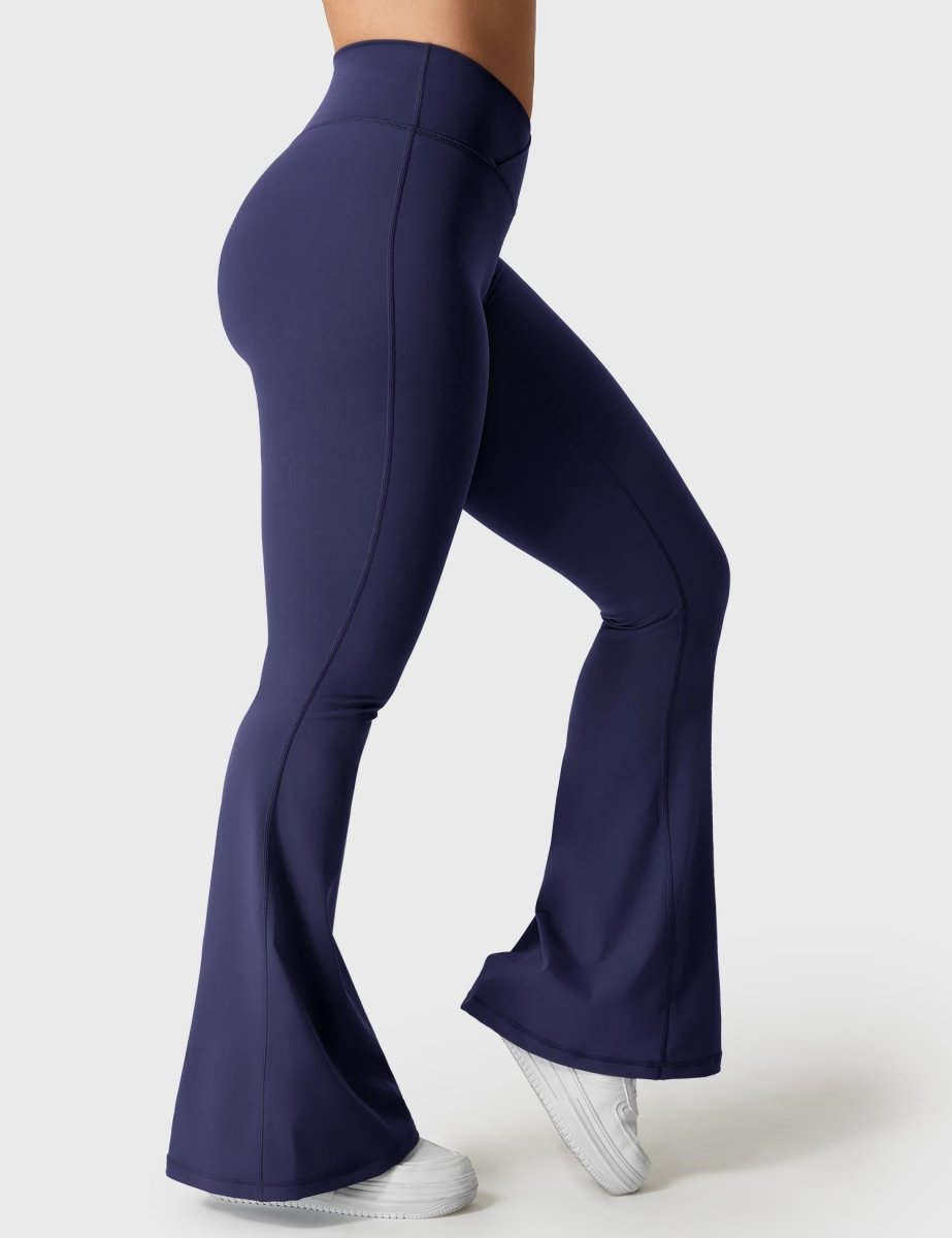 KOURTNEY™ | ausgestellte Leggings mit V-Taille