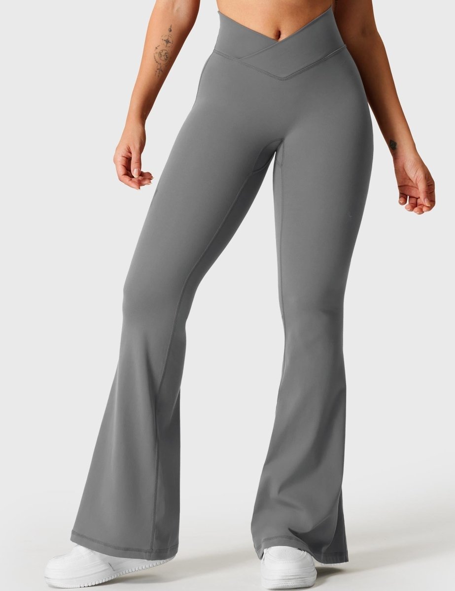 KOURTNEY™ | ausgestellte Leggings mit V-Taille