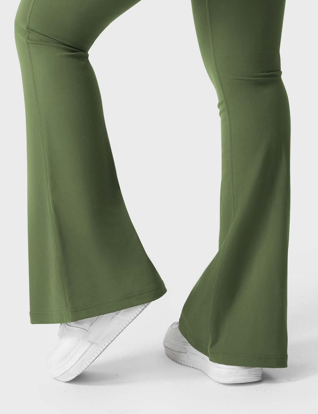 DAAN™ | Ausgestellte Leggings mit Taschen