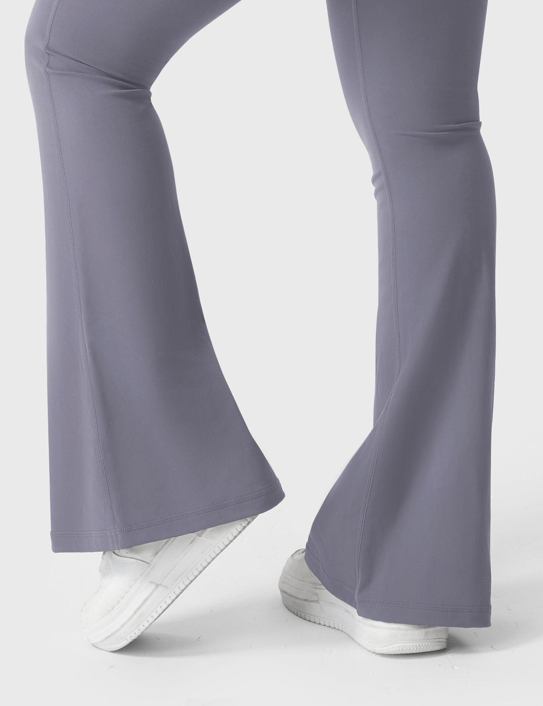 DAAN™ | Ausgestellte Leggings mit Taschen