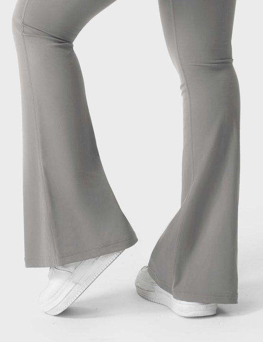 DAAN™ | Ausgestellte Leggings mit Taschen