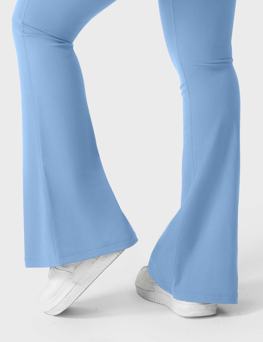DAAN™ | Ausgestellte Leggings mit Taschen