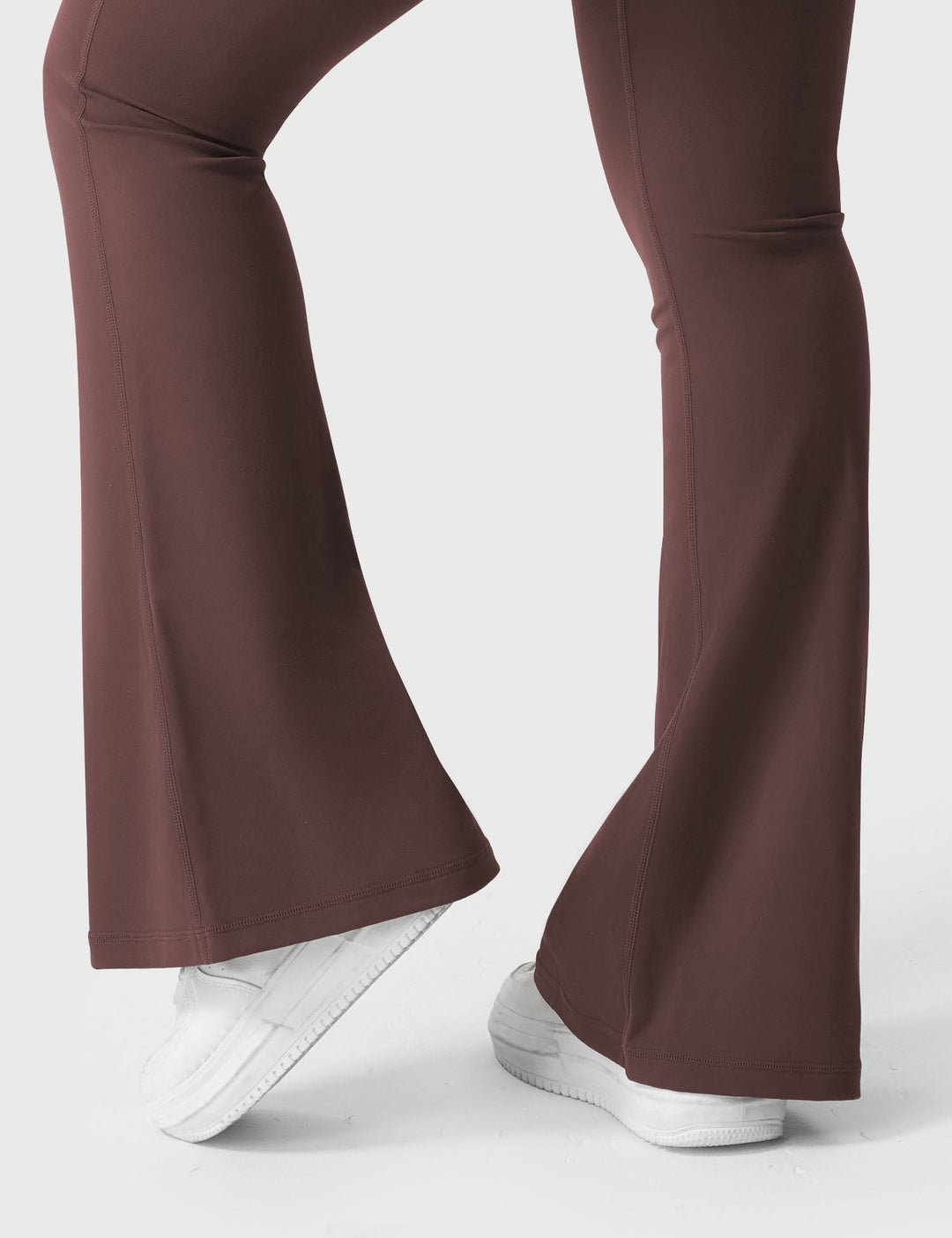 DAAN™ | Ausgestellte Leggings mit Taschen