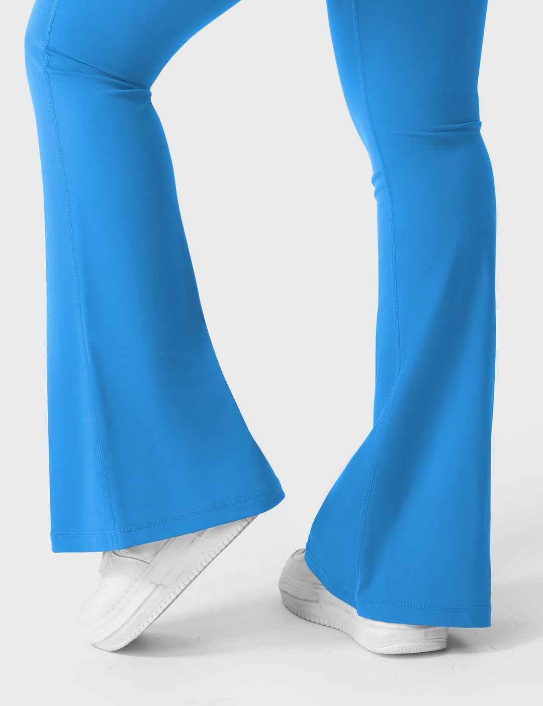 DAAN™ | Ausgestellte Leggings mit Taschen
